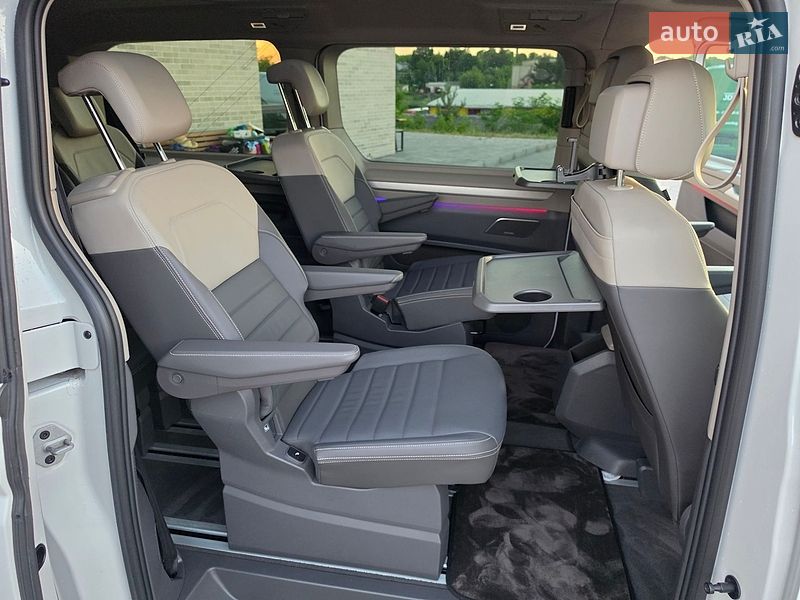 Минивэн Volkswagen Multivan 2024 в Ровно