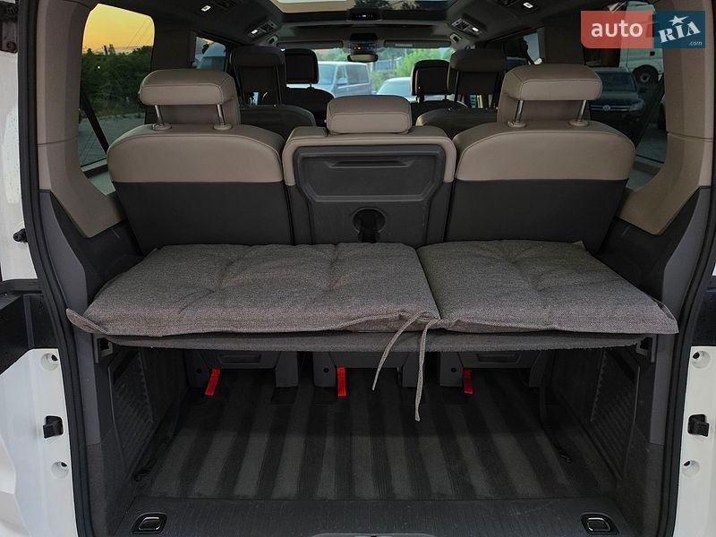 Минивэн Volkswagen Multivan 2024 в Ровно