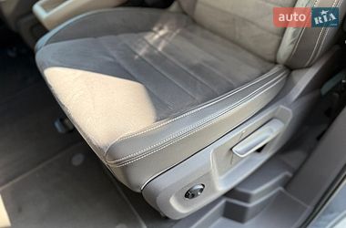 Минивэн Volkswagen Multivan 2024 в Хмельницком