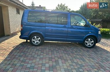 Мінівен Volkswagen Multivan 2009 в Луцьку