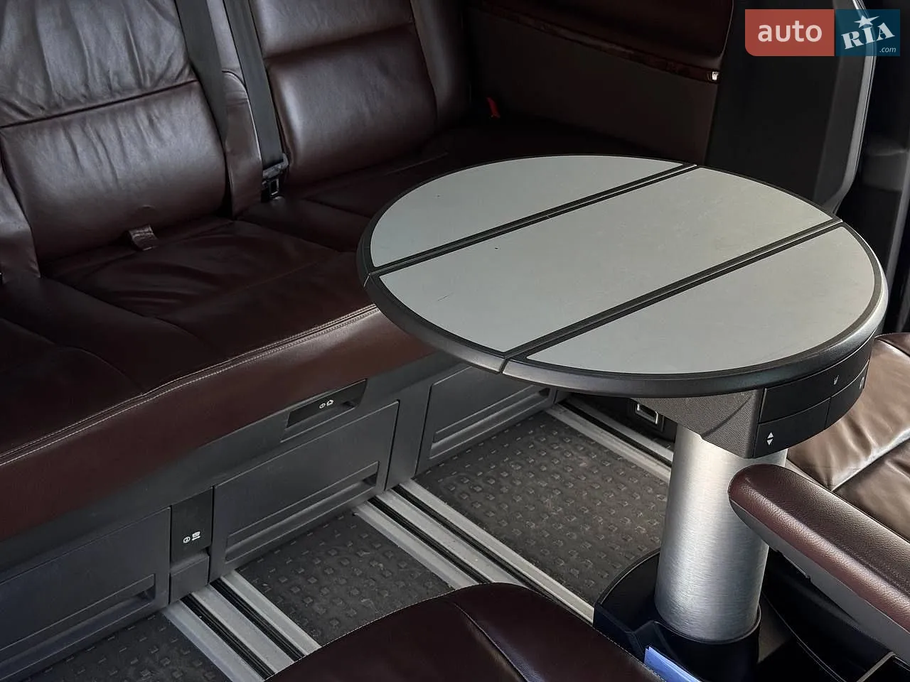 2011 Volkswagen Multivan - мініатюра 7