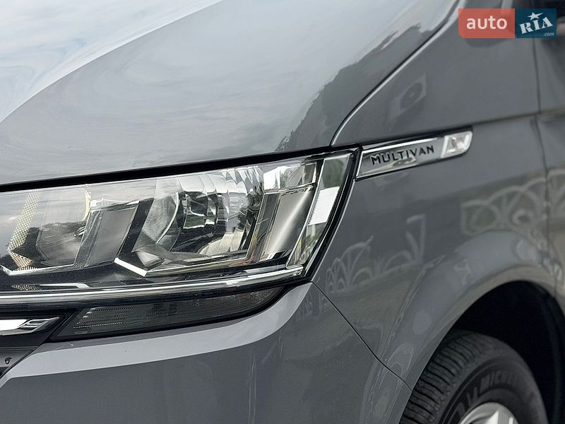 Минивэн Volkswagen Multivan 2020 в Львове