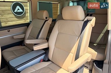 Минивэн Volkswagen Multivan 2013 в Житомире