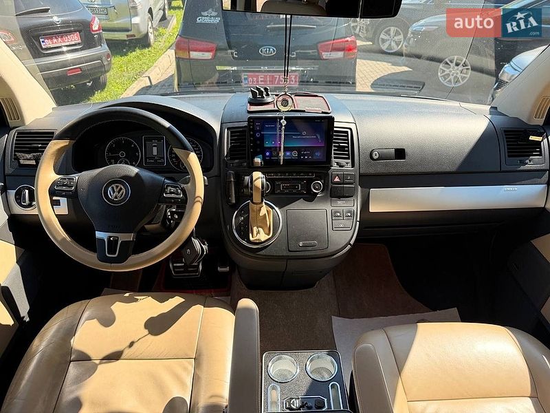 Минивэн Volkswagen Multivan 2013 в Житомире
