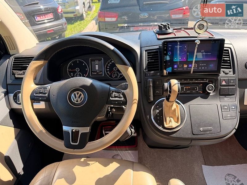 Минивэн Volkswagen Multivan 2013 в Житомире