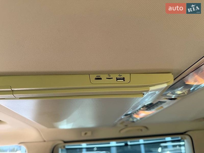 Минивэн Volkswagen Multivan 2013 в Житомире