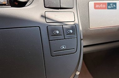 Минивэн Volkswagen Multivan 2013 в Житомире