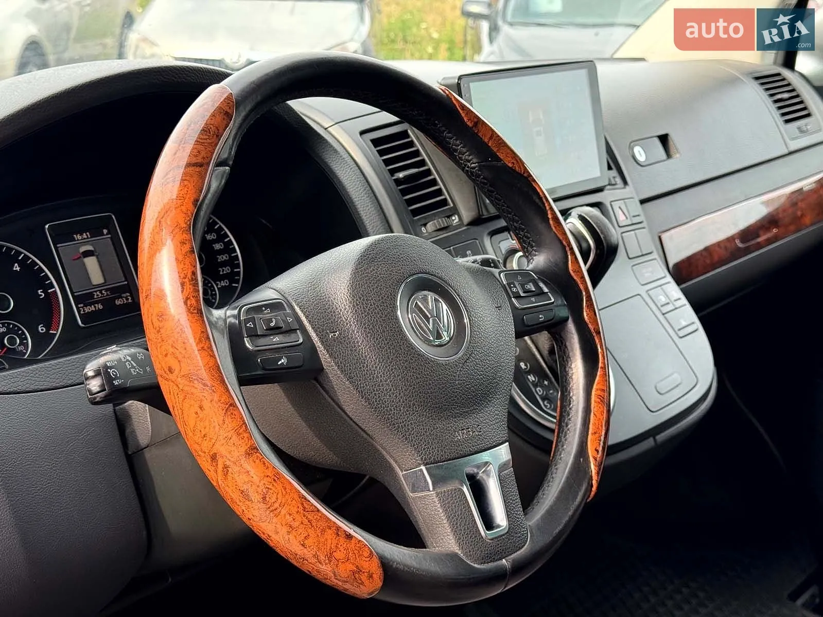 2012 Volkswagen Multivan - мініатюра 37