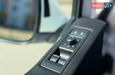 Минивэн Volkswagen Multivan 2018 в Виннице фото 22 Минивэн Volkswagen Multivan 2018 в Виннице