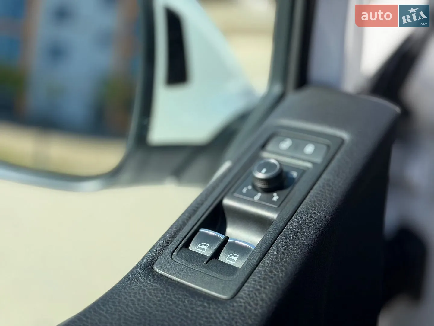 2018 Volkswagen Multivan - мініатюра 22