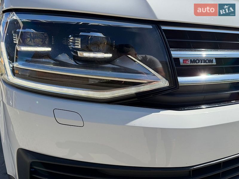 Минивэн Volkswagen Multivan 2018 в Виннице фото 35 Минивэн Volkswagen Multivan 2018 в Виннице
