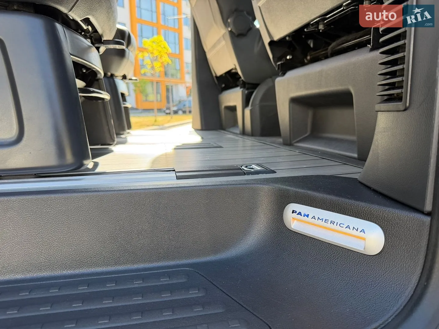 2018 Volkswagen Multivan - мініатюра 36