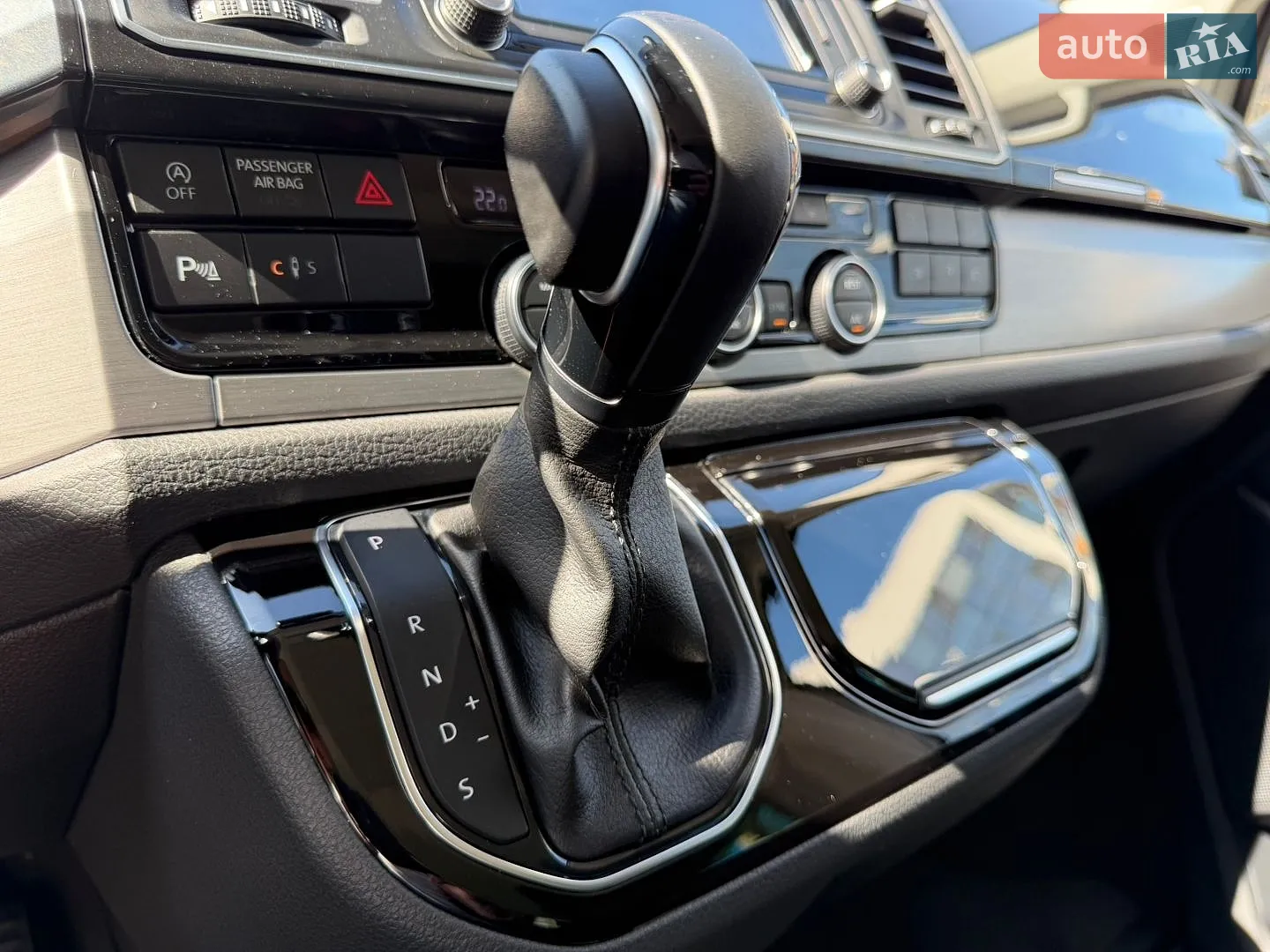 2018 Volkswagen Multivan - мініатюра 42