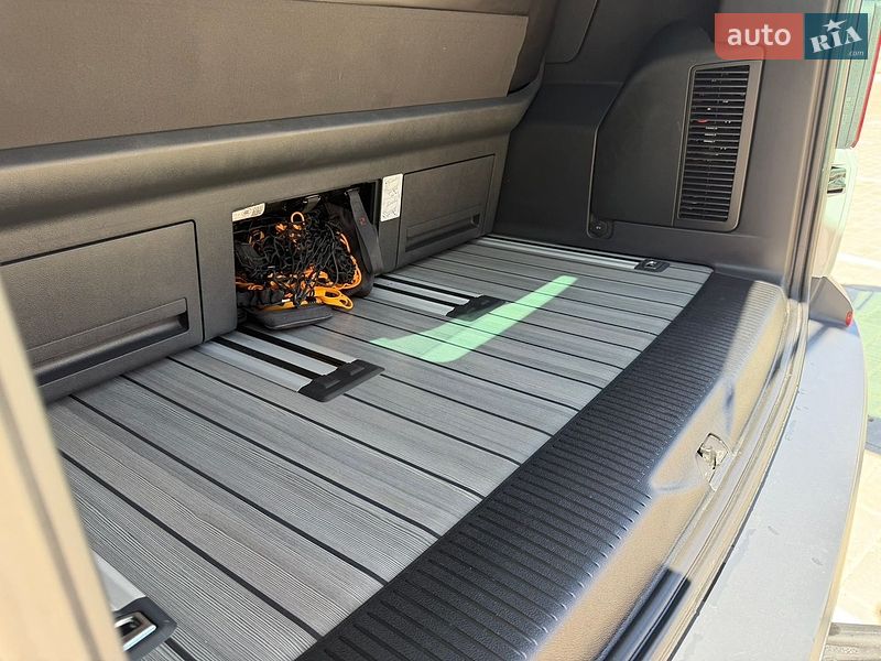 Минивэн Volkswagen Multivan 2018 в Виннице фото 56 Минивэн Volkswagen Multivan 2018 в Виннице