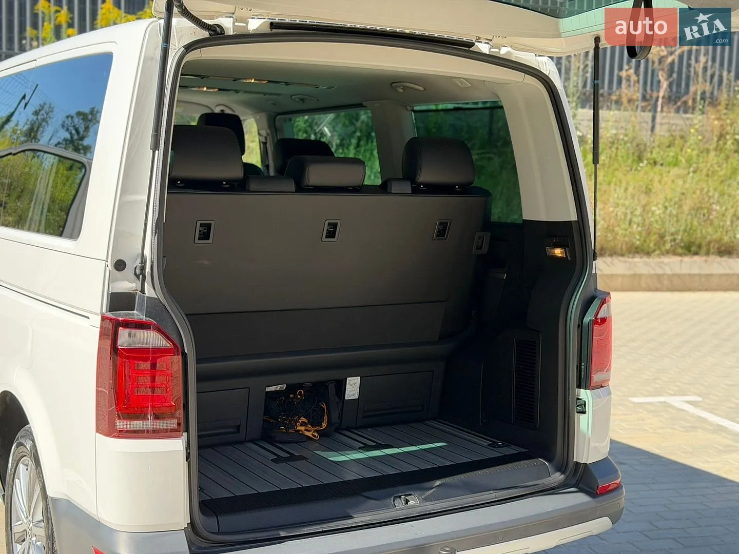2018 Volkswagen Multivan - мініатюра 55