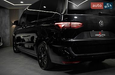 Минивэн Volkswagen Multivan 2022 в Луцке