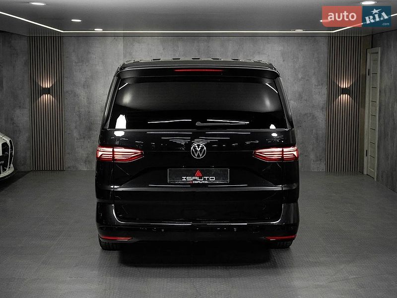 Минивэн Volkswagen Multivan 2022 в Луцке