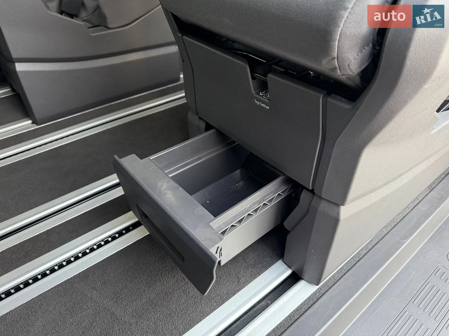 2022 Volkswagen Multivan - мініатюра 40