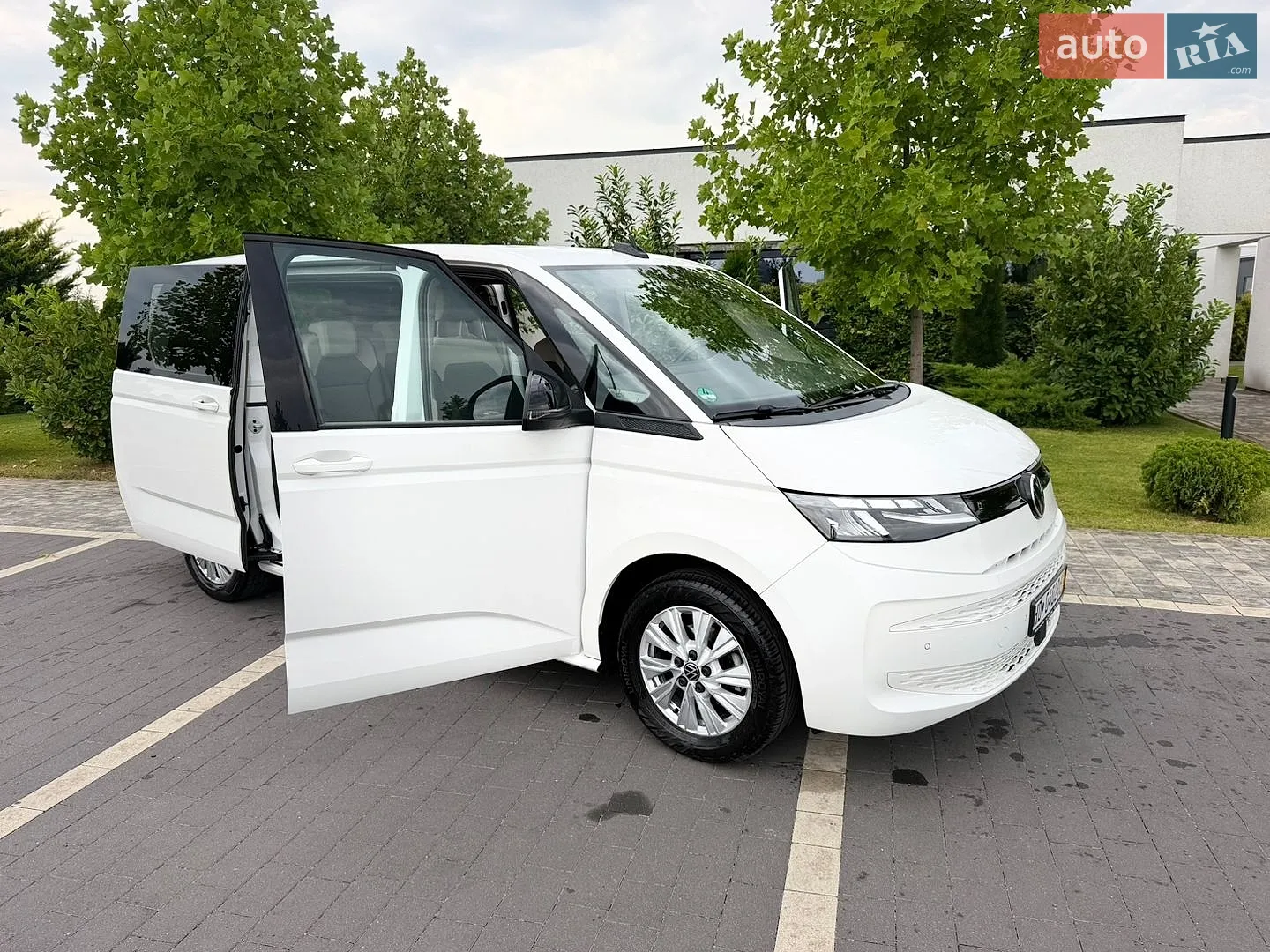 2022 Volkswagen Multivan - мініатюра 20
