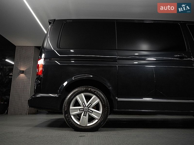 Минивэн Volkswagen Multivan 2011 в Одессе