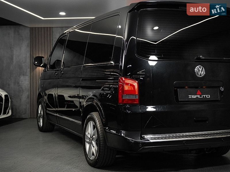 Минивэн Volkswagen Multivan 2011 в Одессе