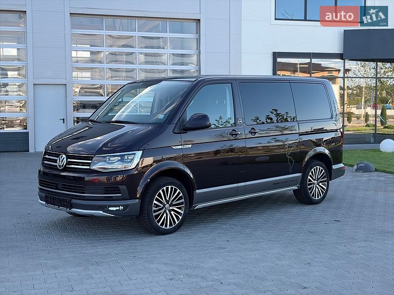 Мінівен Volkswagen Multivan 2017 в Чернівцях