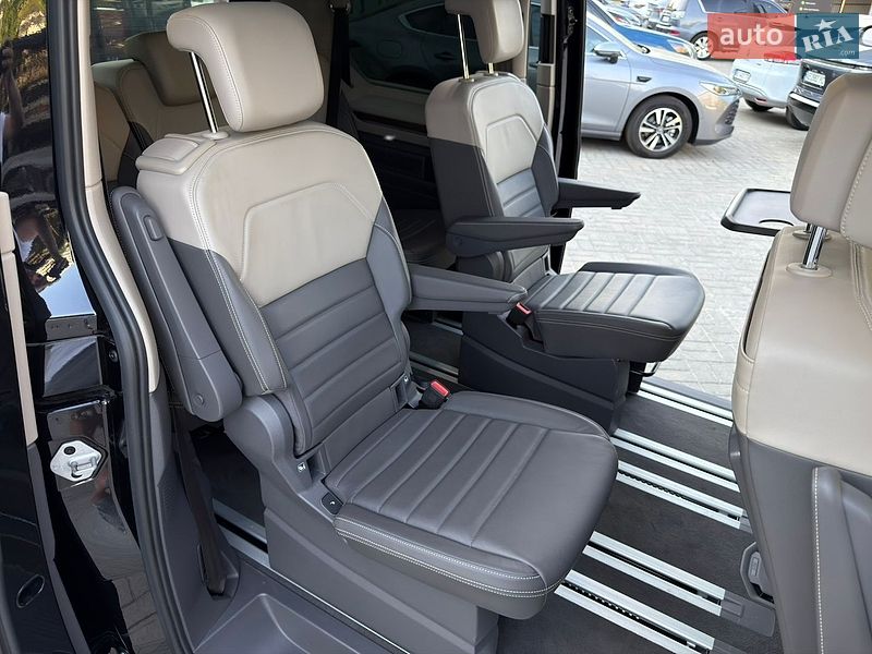 Минивэн Volkswagen Multivan 2021 в Днепре
