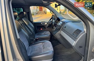 Минивэн Volkswagen Multivan 2012 в Каменке