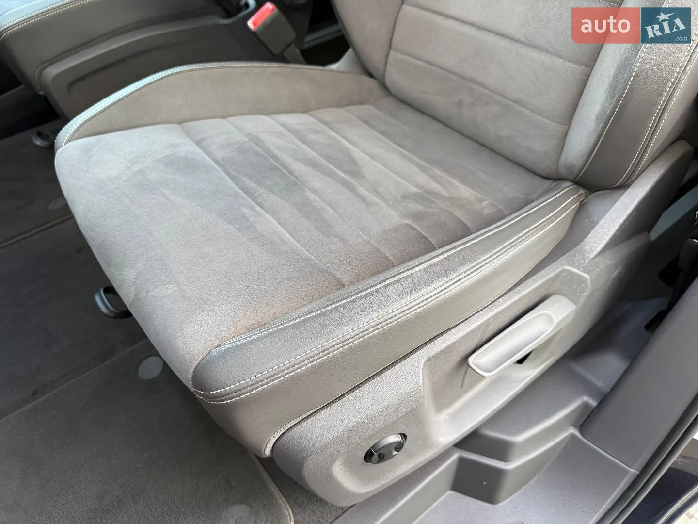 2025 Volkswagen Multivan - мініатюра 25