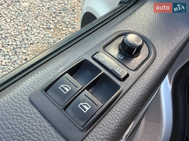 Минивэн Volkswagen Multivan 2011 в Одессе