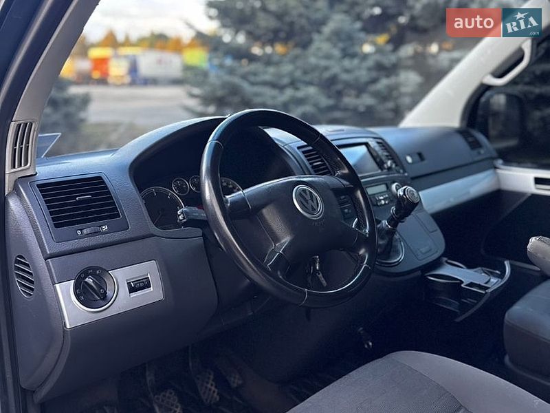 Минивэн Volkswagen Multivan 2007 в Харькове