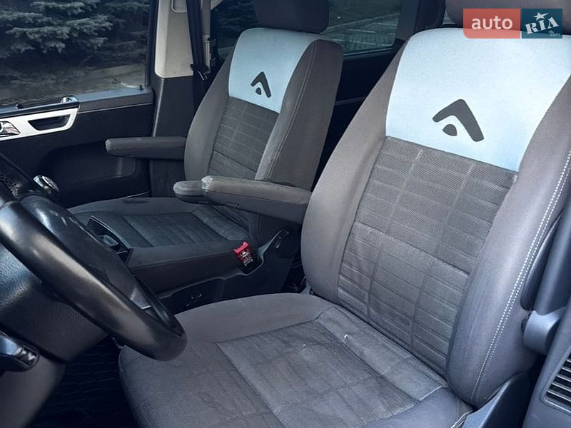 Минивэн Volkswagen Multivan 2007 в Харькове