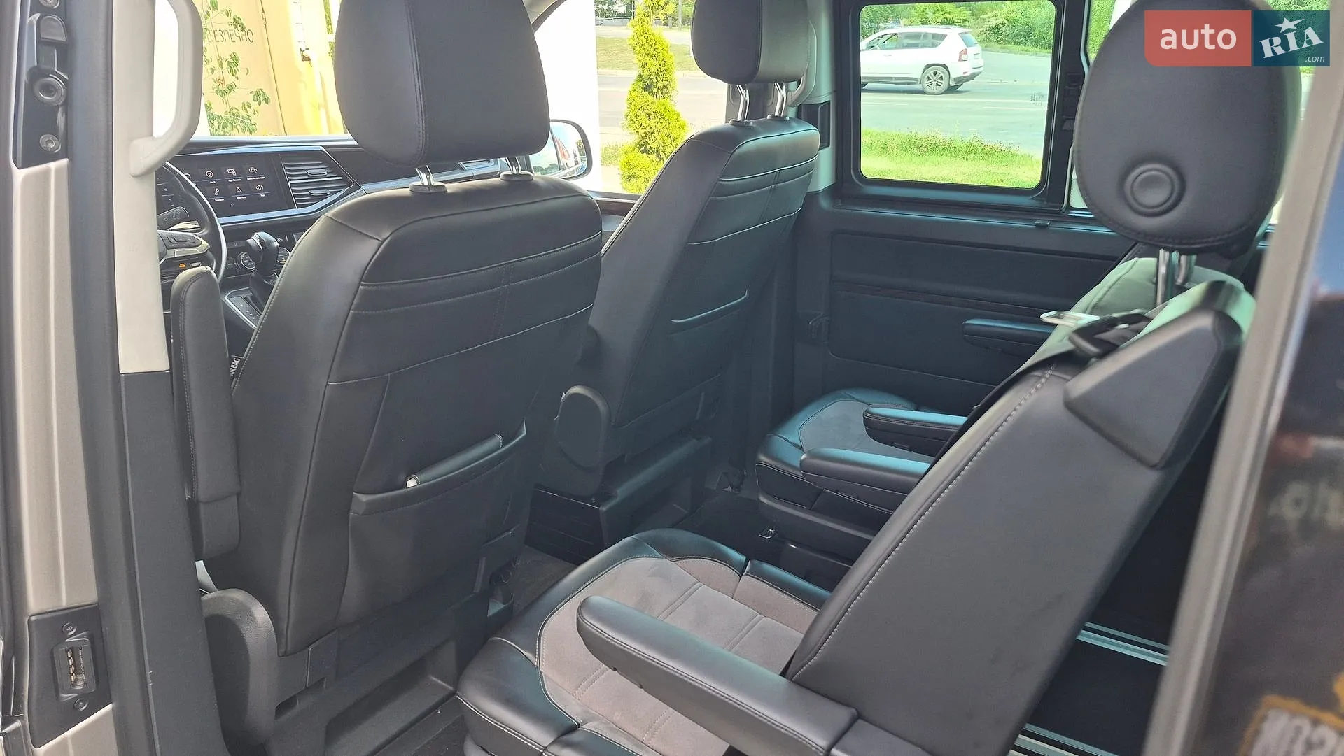 2022 Volkswagen Multivan - мініатюра 18