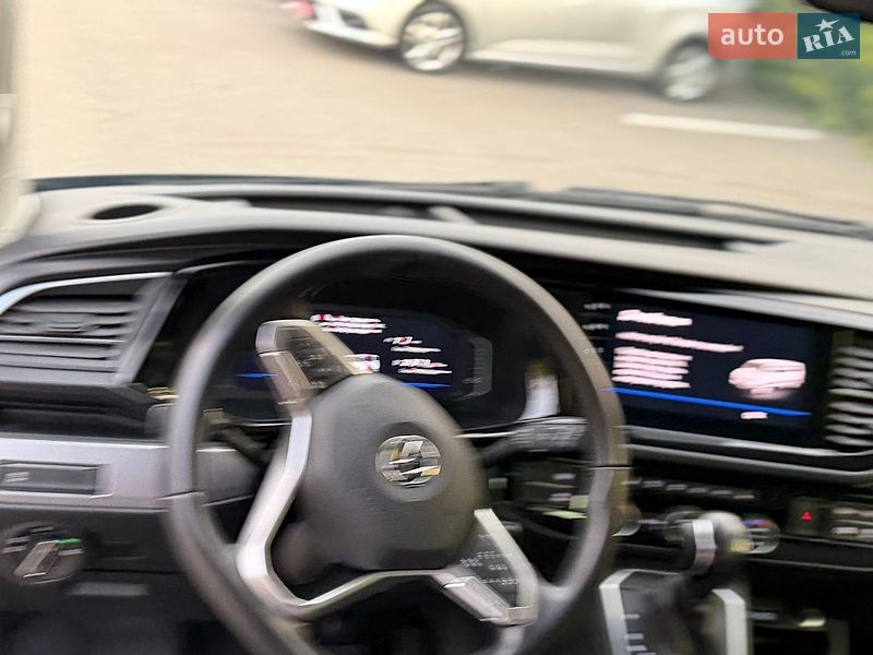 Минивэн Volkswagen Multivan 2020 в Луцке