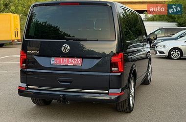 Минивэн Volkswagen Multivan 2020 в Луцке