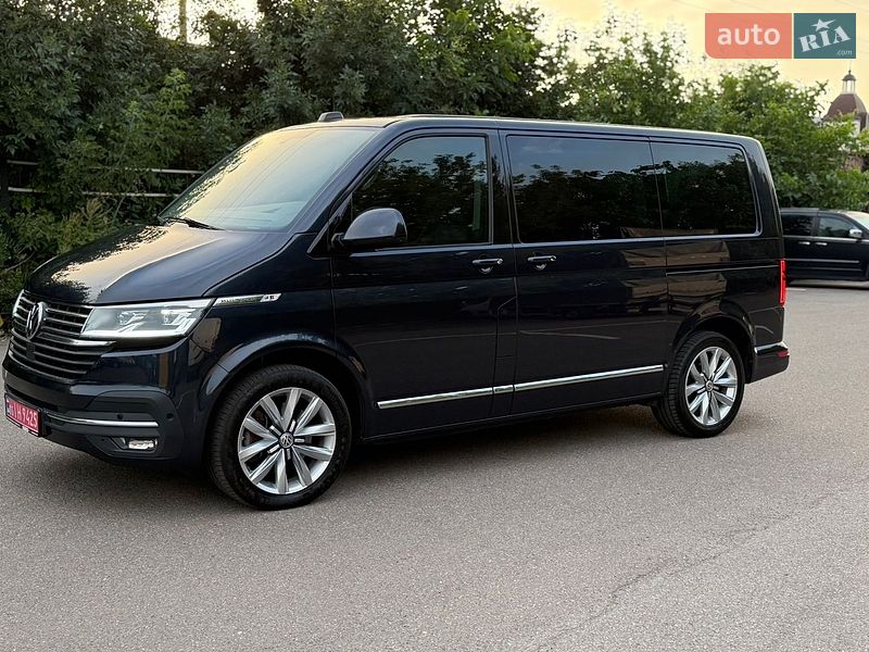 Минивэн Volkswagen Multivan 2020 в Луцке