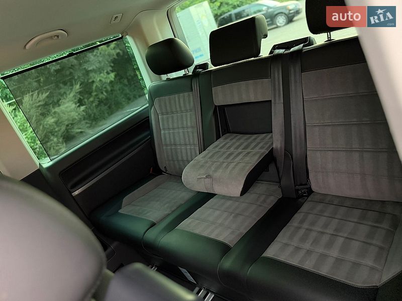 Минивэн Volkswagen Multivan 2020 в Луцке