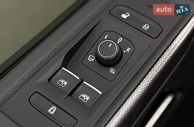 Минивэн Volkswagen Multivan 2020 в Луцке