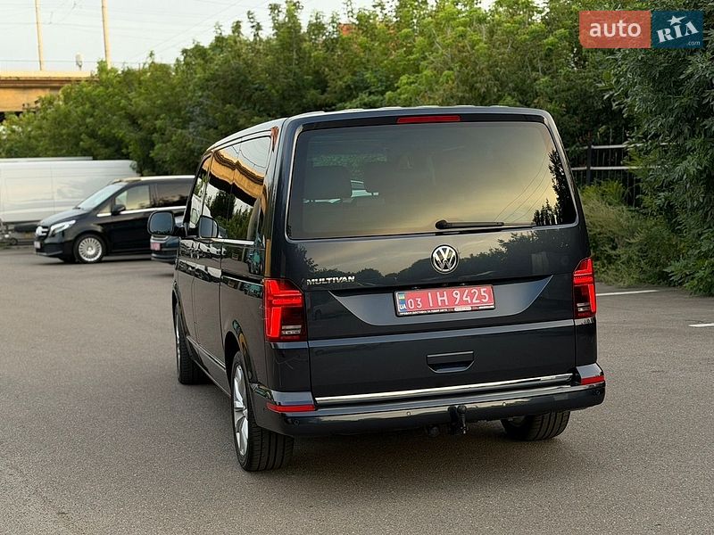 Минивэн Volkswagen Multivan 2020 в Луцке