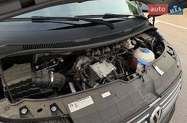 Минивэн Volkswagen Multivan 2020 в Луцке