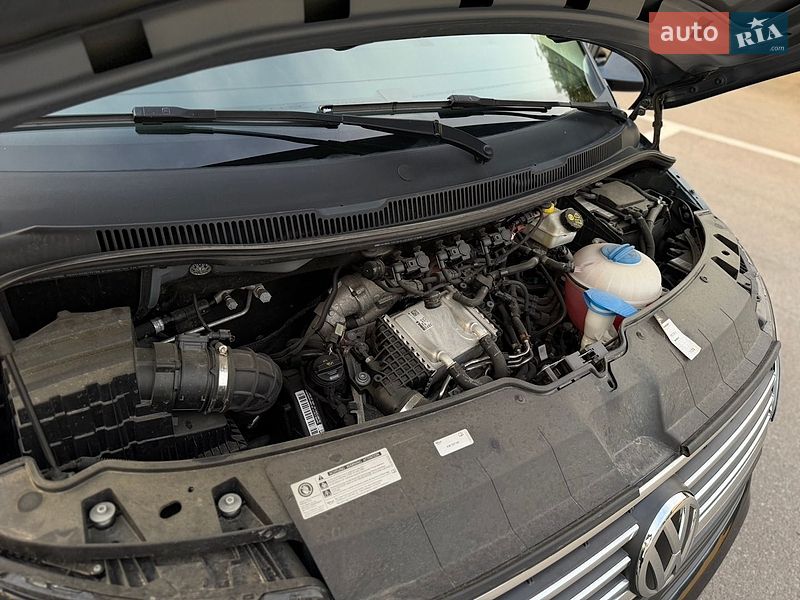 Минивэн Volkswagen Multivan 2020 в Луцке