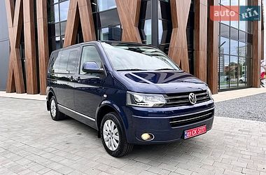 Мінівен Volkswagen Multivan 2013 в Луцьку