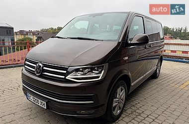 Минивэн Volkswagen Multivan 2016 в Львове