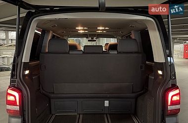Минивэн Volkswagen Multivan 2013 в Виннице