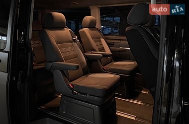 Минивэн Volkswagen Multivan 2013 в Виннице