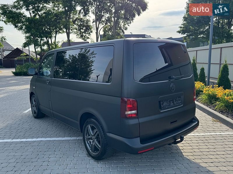 Минивэн Volkswagen Multivan 2013 в Виннице