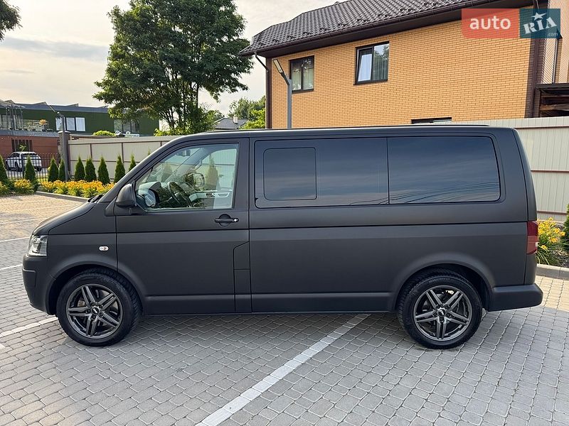 Минивэн Volkswagen Multivan 2013 в Виннице