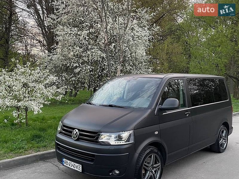 Минивэн Volkswagen Multivan 2013 в Виннице