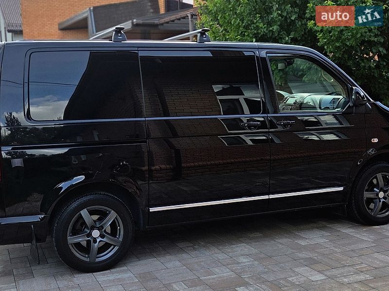 Мінівен Volkswagen Multivan 2014 в Дніпрі