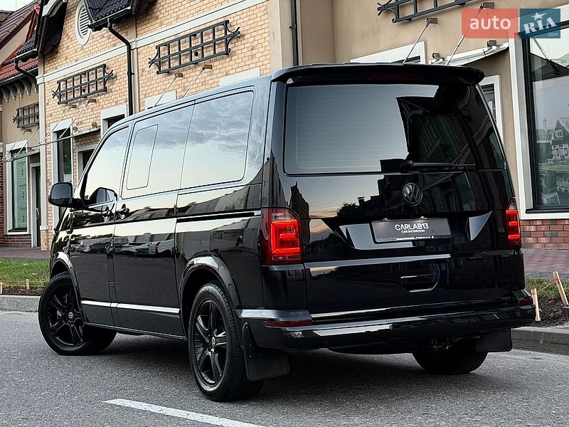 Мінівен Volkswagen Multivan 2019 в Києві